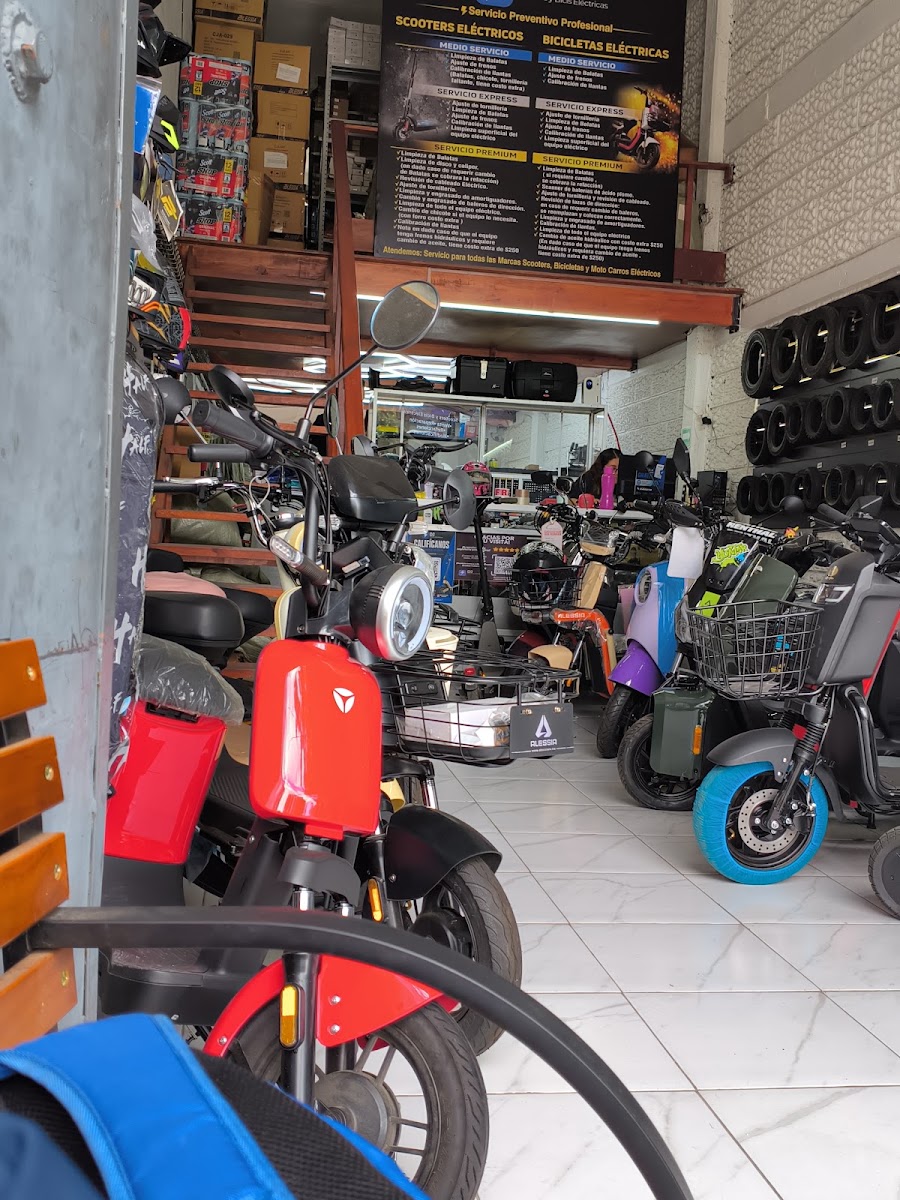 DJ Scooters (sucursal Moctezuma)