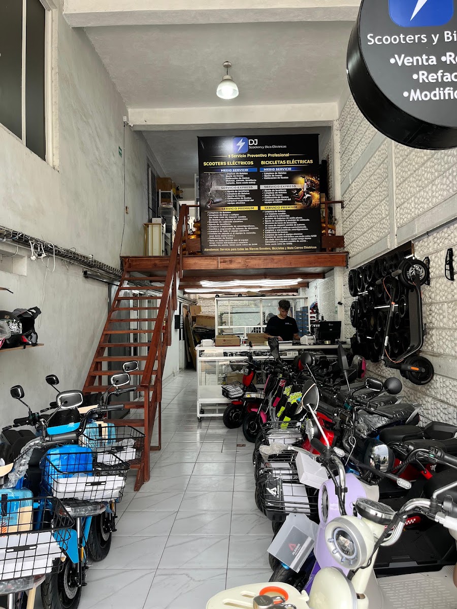 DJ Scooters (sucursal Moctezuma), foto 2
